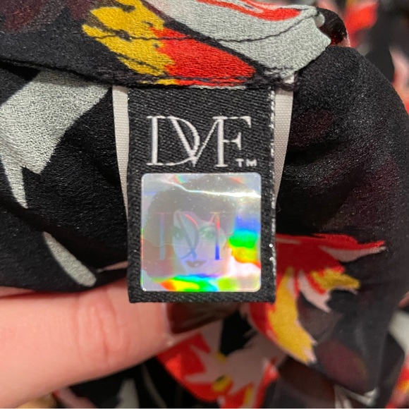 DIANEvonFURSTENBERG sheer floral top - Picture 4 of 4